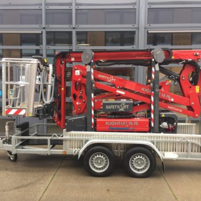 Hinowa LL15.70 spinhoogwerker van Safety Lift op aanhangwagen.